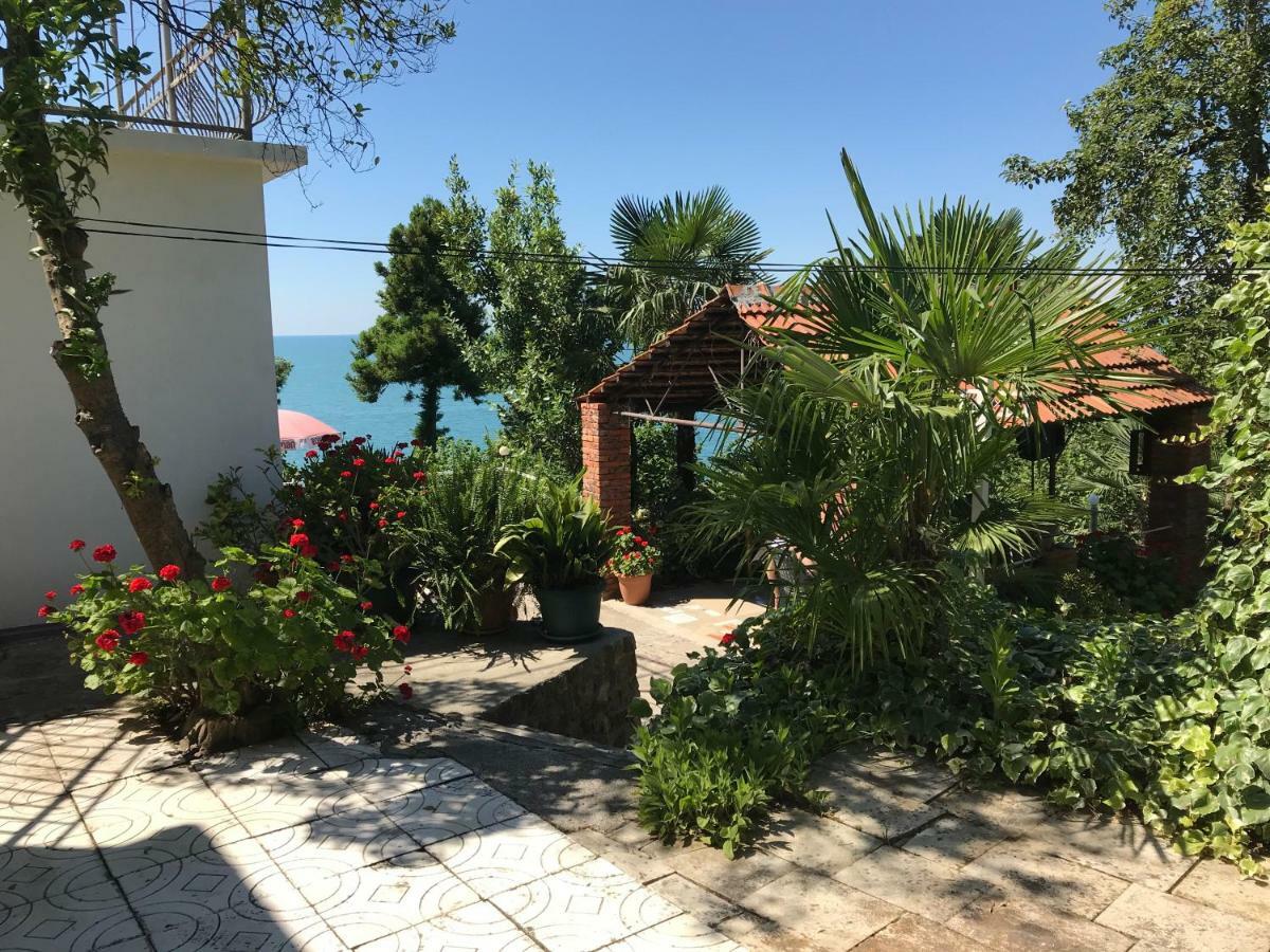 Feride Hotel Makhinjauri Buitenkant foto